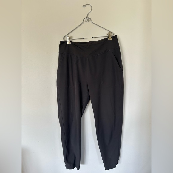 NWOT Patagonia Women's Happy Hike Studio Pants Medium Black - Picture 3 of 9